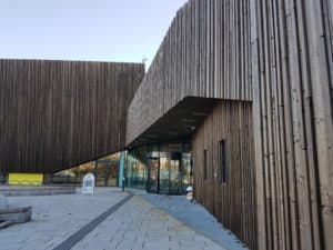 Holmen Svømmehall i Asker kåret til Årets Bygg 2017