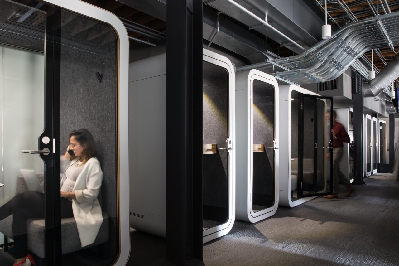 Framery innendørs telefonboks