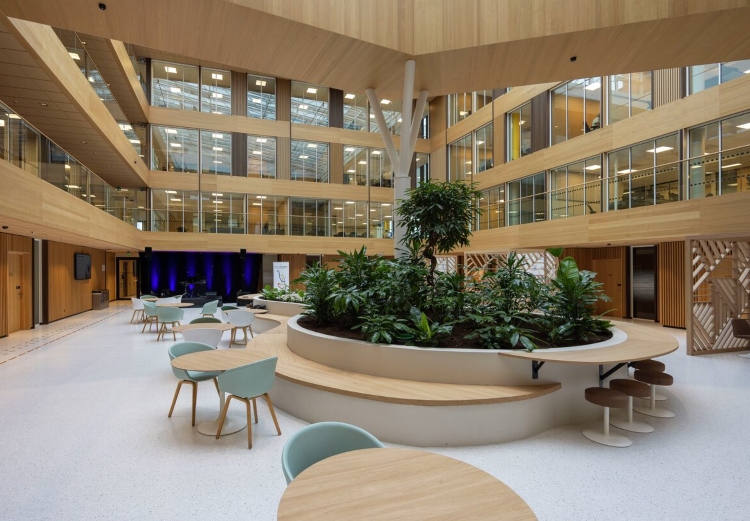 Kommunegården Sandvika innomhus. Colin Eick