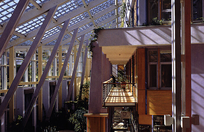 Prisma Nuermburg. Sandy Halliday.