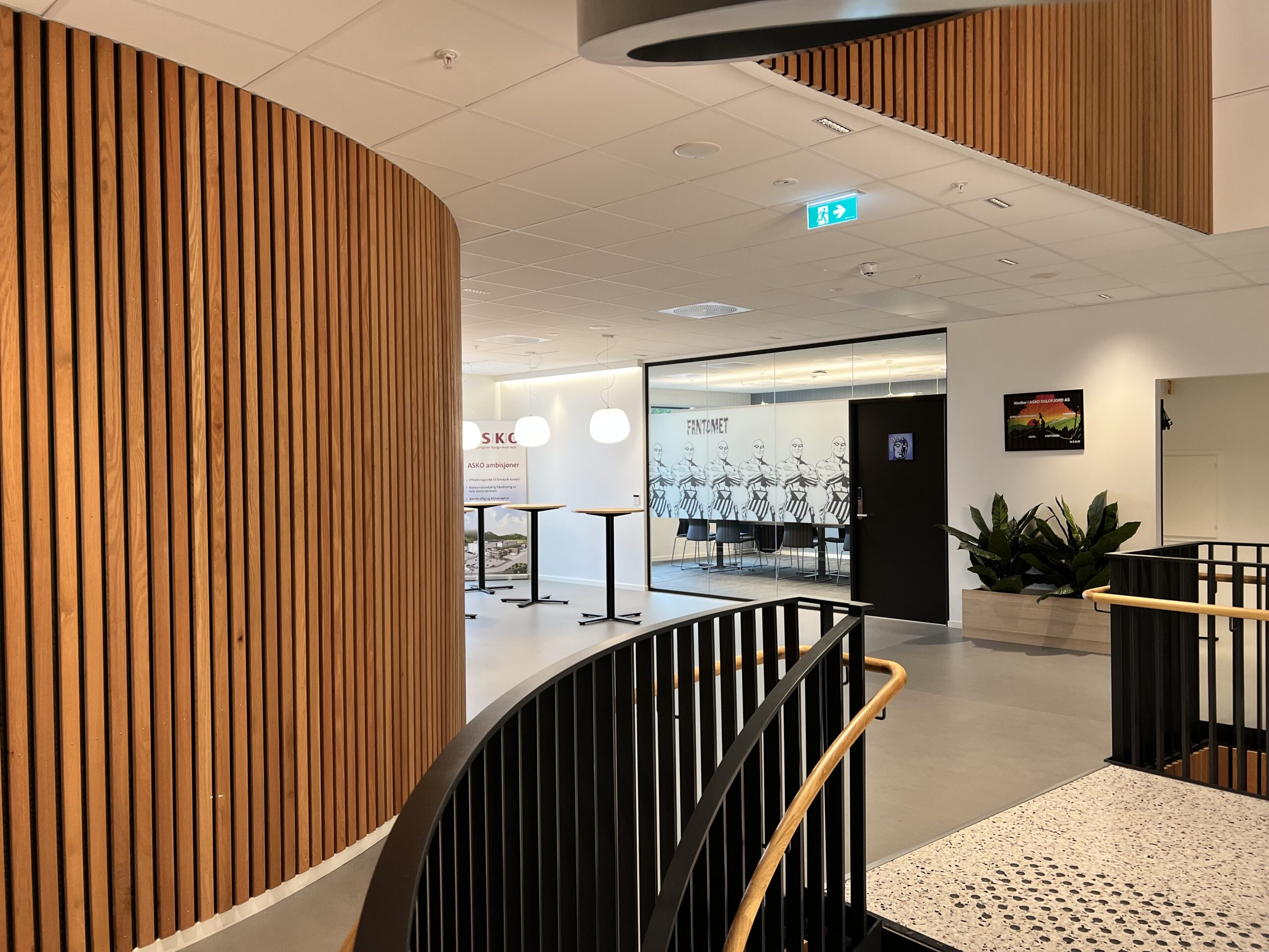 Asko Oslofjord logisticbuilding is Breeam-Nor Outstanding certified. Arkitektgruppen Drammen.