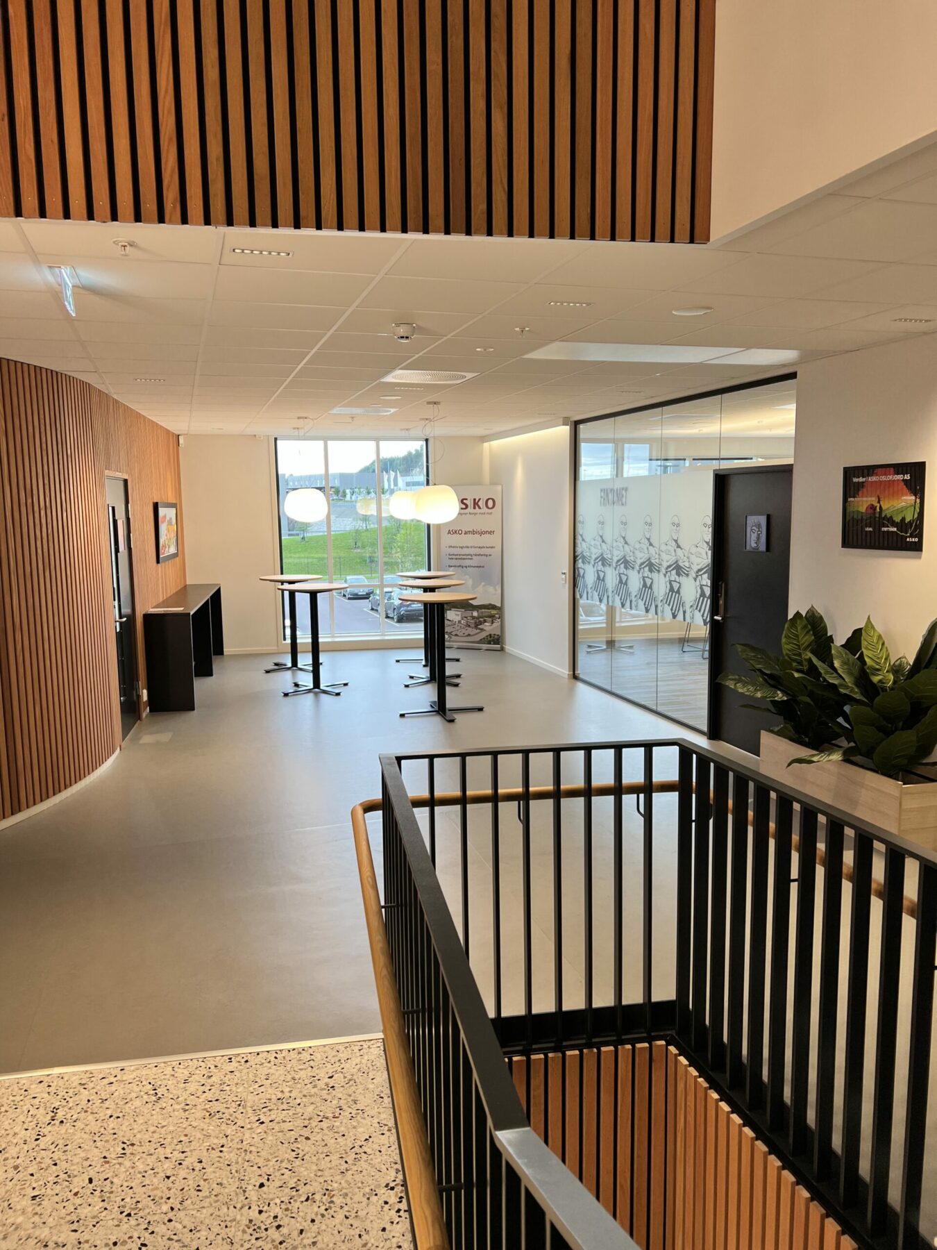 Asko Oslofjord logistikkbygg i Sande er Breeam-Nor Outstanding sertifisert. Arkitektgruppen Drammen